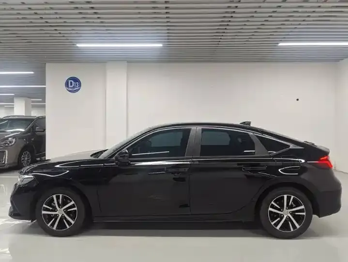 Civic 2023 HATCHBACK 240TURBO CVT Sharp Edition 3