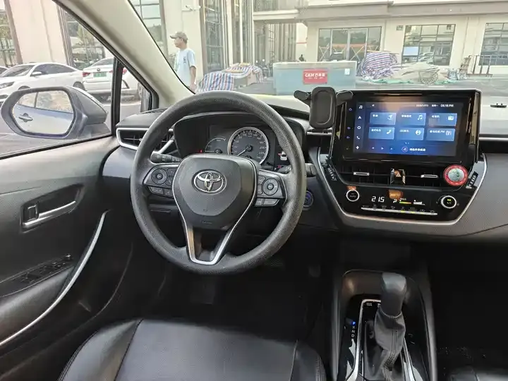 Corolla 2021 Double Engine 1.8L E-CVT Elite Edition 12