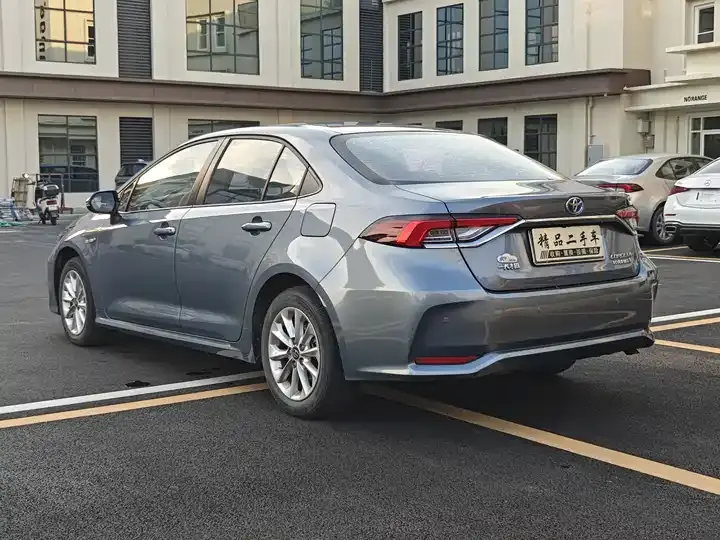Corolla 2021 Double Engine 1.8L E-CVT Elite Edition 5