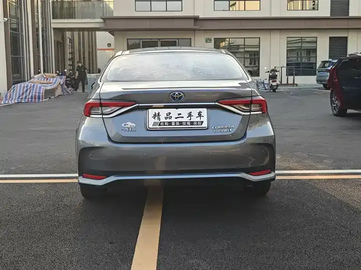 Corolla 2021 Double Engine 1.8L E-CVT Elite Edition 6