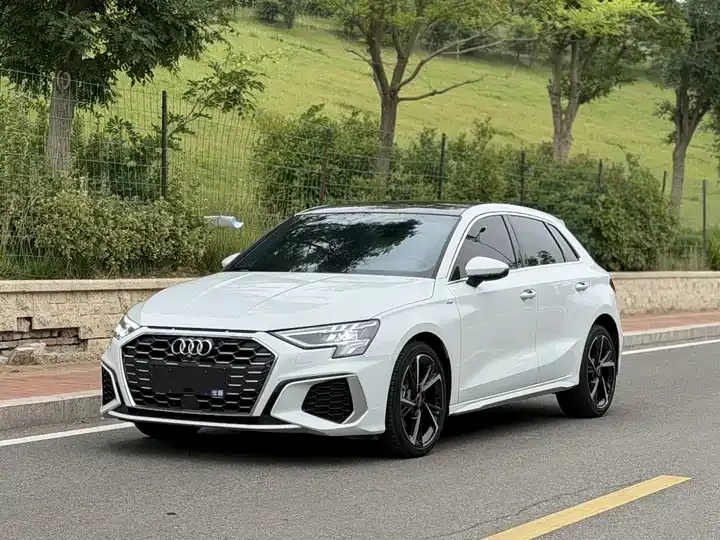 Audi A3 2022 Sportback 35 TFSI Fashion Sport - View 1