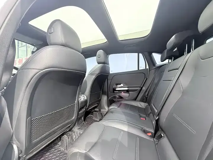 Mercedes Benz GLA 2020 GLA 180 7