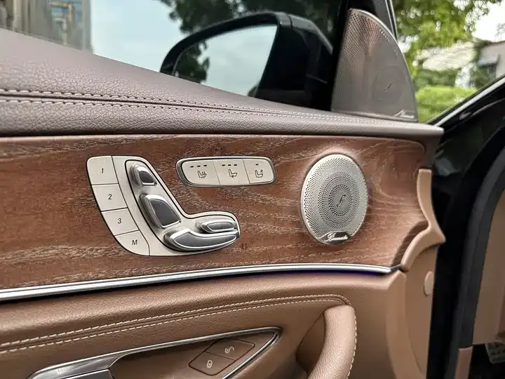 Mercedes Benz E Class 2021 E 300 L Luxury Model 10