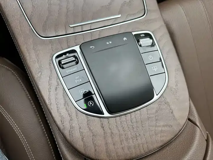 Mercedes Benz E Class 2021 E 300 L Luxury Model 8