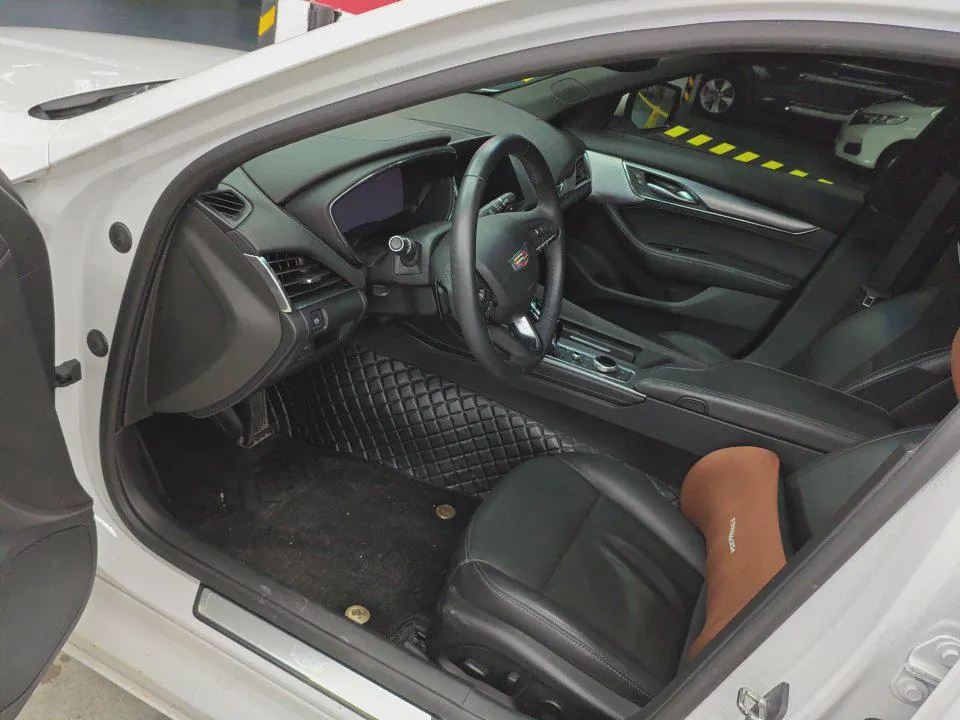 Cadillac 2023 CT5 2.0T 28T Luxury (Standard Edition) Automatic Gear 6