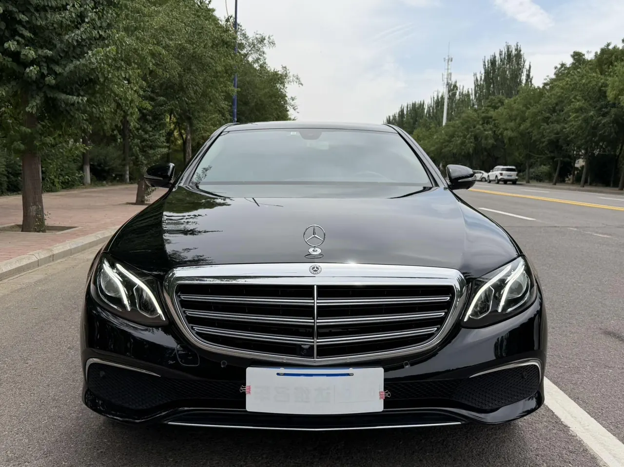 Mercedes Benz E-Class 2020 E 300 L 2.0T Special Edition (Modified) Automatic Gear 2