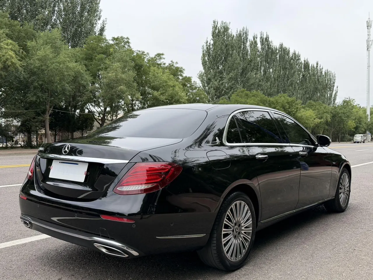 Mercedes Benz E-Class 2020 E 300 L 2.0T Special Edition (Modified) Automatic Gear 9