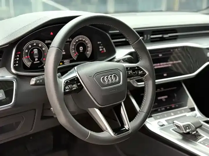 Audi A6L 2021 45 TFSI Selected Dynamic Type 5