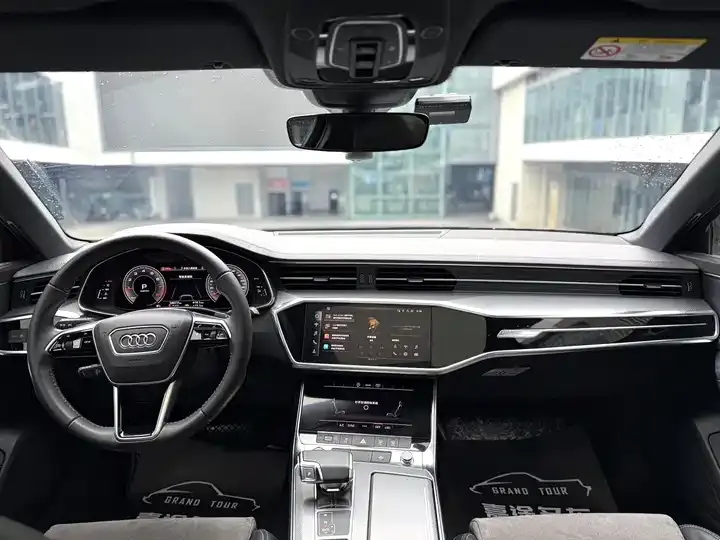 Audi A6L 2021 45 TFSI Selected Dynamic Type 7