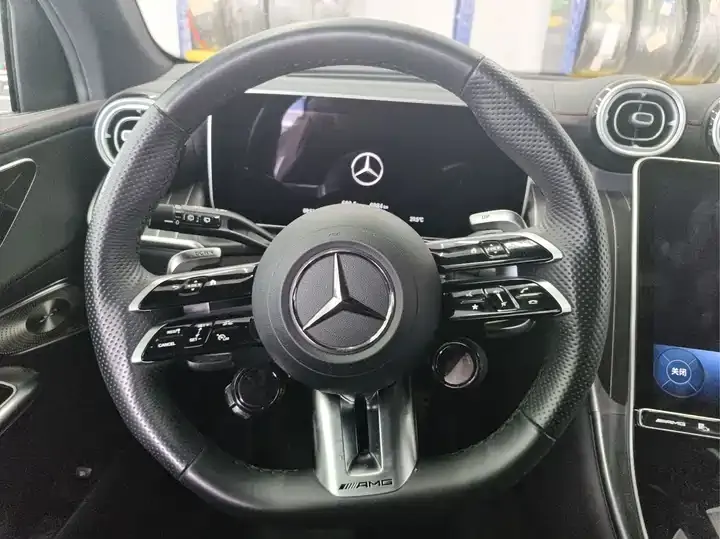Mercedes Benz GLC AMG 2025 AMG GLC 43 4MATIC 4