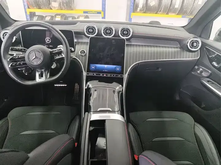 Mercedes Benz GLC AMG 2025 AMG GLC 43 4MATIC 6
