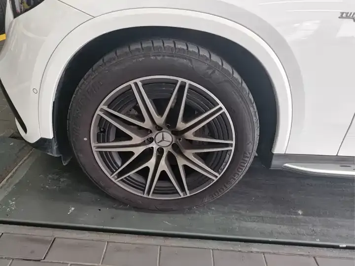 Mercedes Benz GLC AMG 2025 AMG GLC 43 4MATIC 8