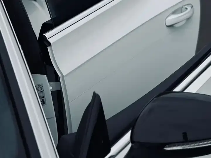 FAW-Volkswagen CC 2024 380TSI eye-catching edition 5