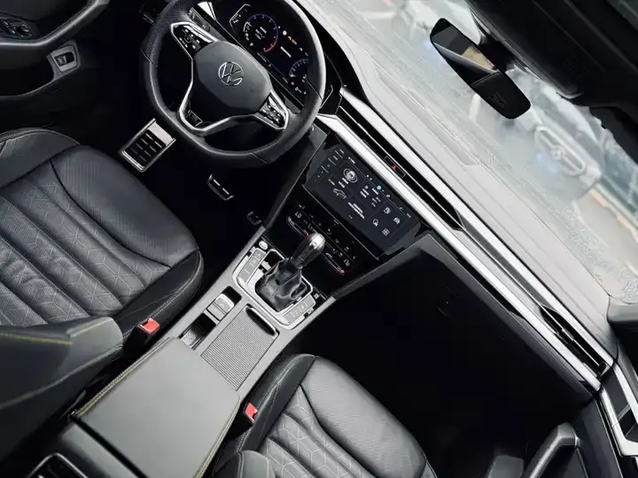 FAW-Volkswagen CC 2024 380TSI eye-catching edition 8