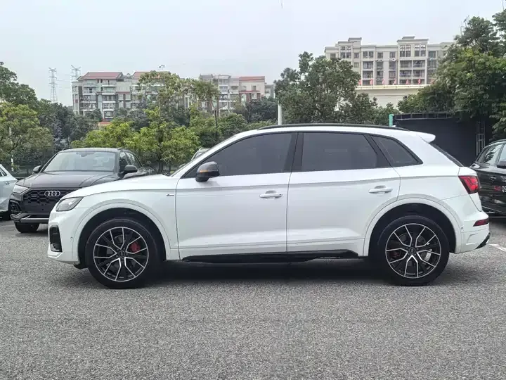 Audi Q5L 2024 45 TFSI luxury dynamic 4