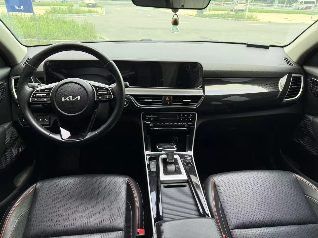 Kia 2023 Setus 1.5 Stepless Deluxe Edition Automatic Transmission 4