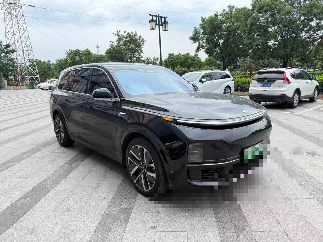 Li 2023 L9 Pro Edition Automatic Gear 3