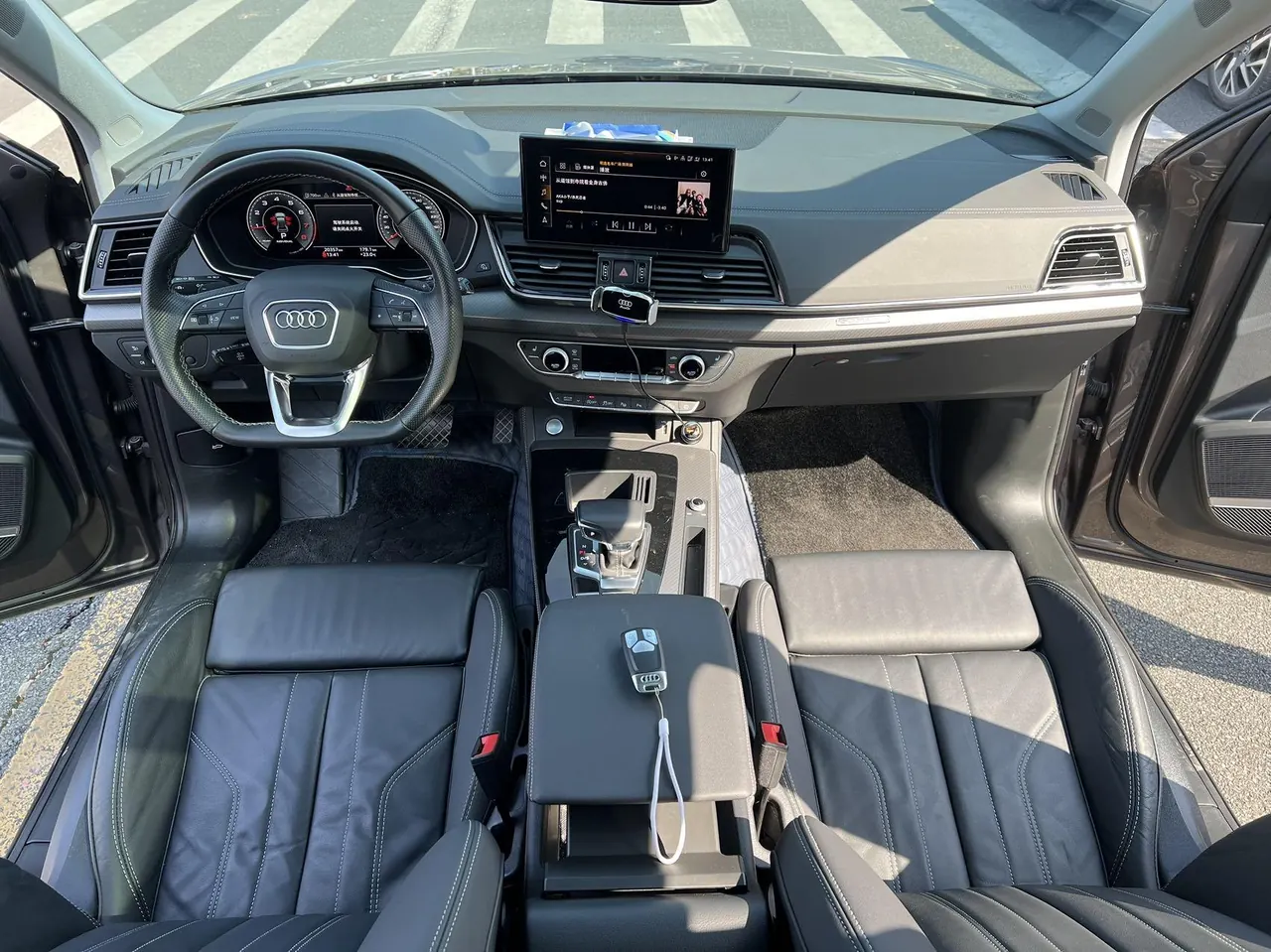 Audi 2022 Q5L 2.0TFSI 45TFSI Deluxe Dynamic (Modified) Automatic Gear 15