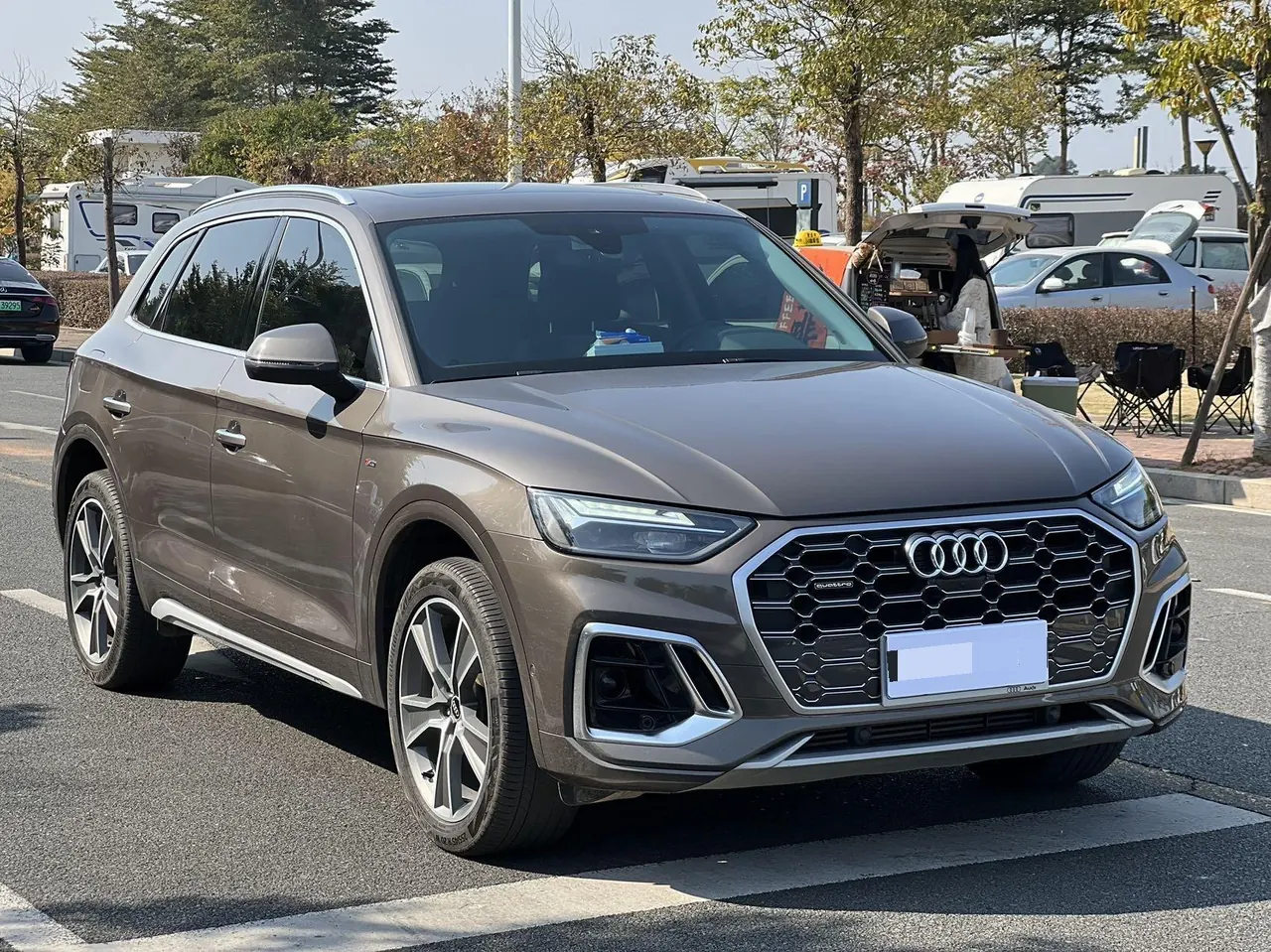 Audi 2022 Q5L 2.0TFSI 45TFSI Deluxe Dynamic (Modified) Automatic Gear 3