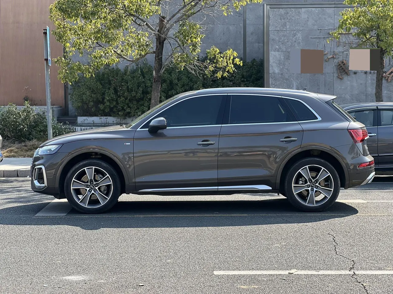 Audi 2022 Q5L 2.0TFSI 45TFSI Deluxe Dynamic (Modified) Automatic Gear 4