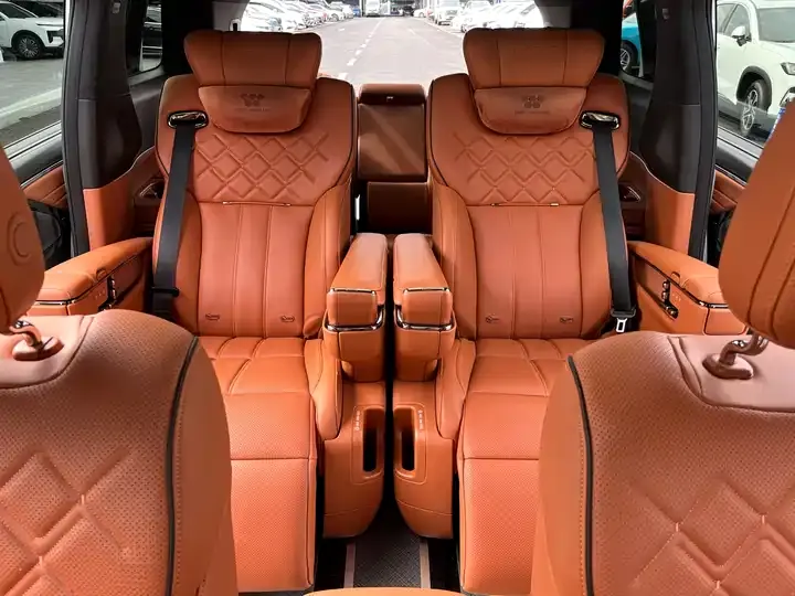 Trumpchi M8 2025 Model, Gan Kun Series Ultra First-Class Cabin 12