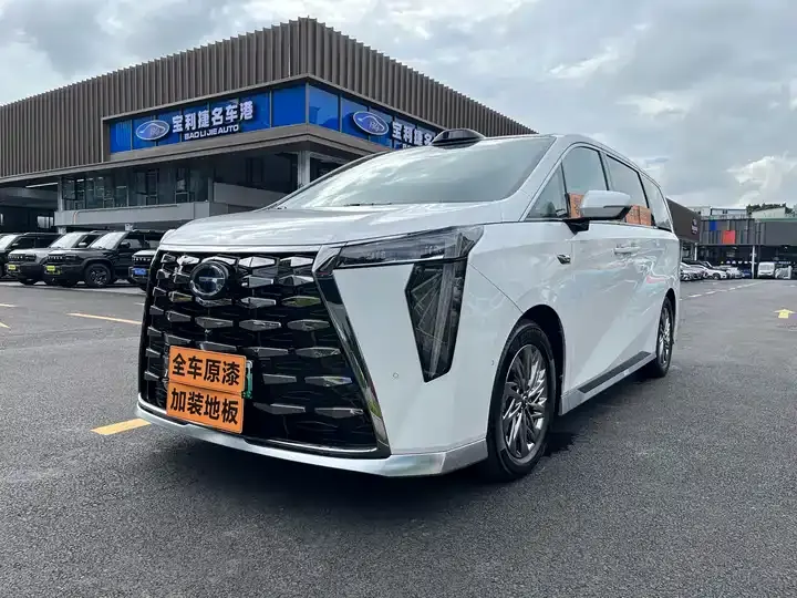 Trumpchi M8 2025 Model, Gan Kun Series Ultra First-Class Cabin 2