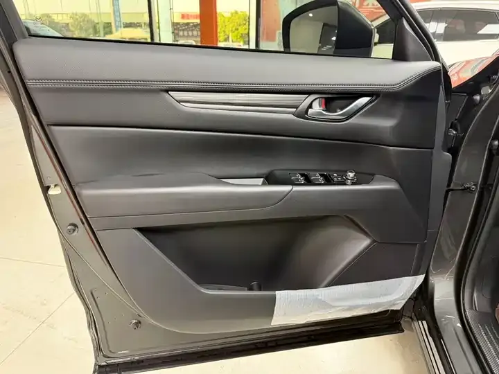 Mazda CX-5 2024 model 2.0L automatic two-wheel-drive Zhiya Pro 11
