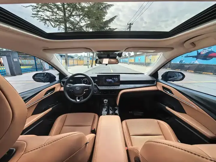 Camry 2024 2.0GVP Deluxe Edition 8