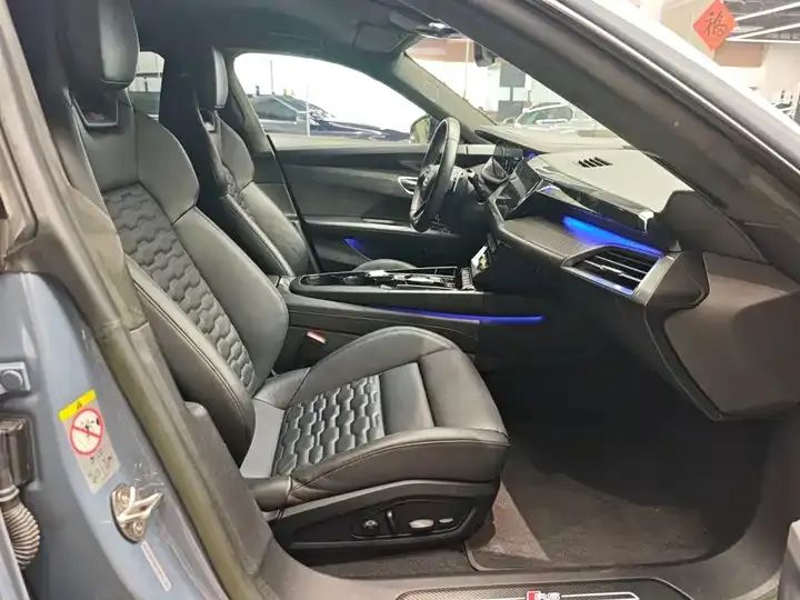 Audi RS e-tron GT 2023 Basic Model 11