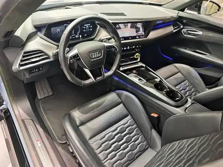 Audi RS e-tron GT 2023 Basic Model 6