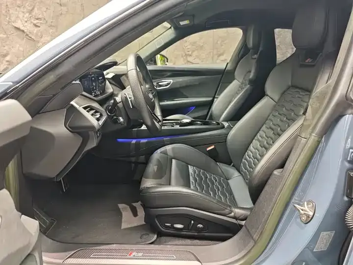 Audi RS e-tron GT 2023 Basic Model 8