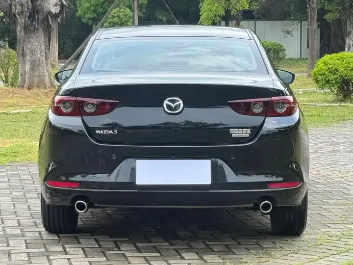 Mazda 3 Oncorsela 2023 1.5L Manual US Edition 8