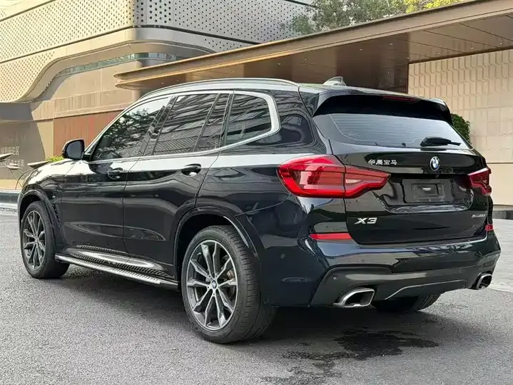 BMW X3 2021 xDrive30i Leading M Sports Suit 5