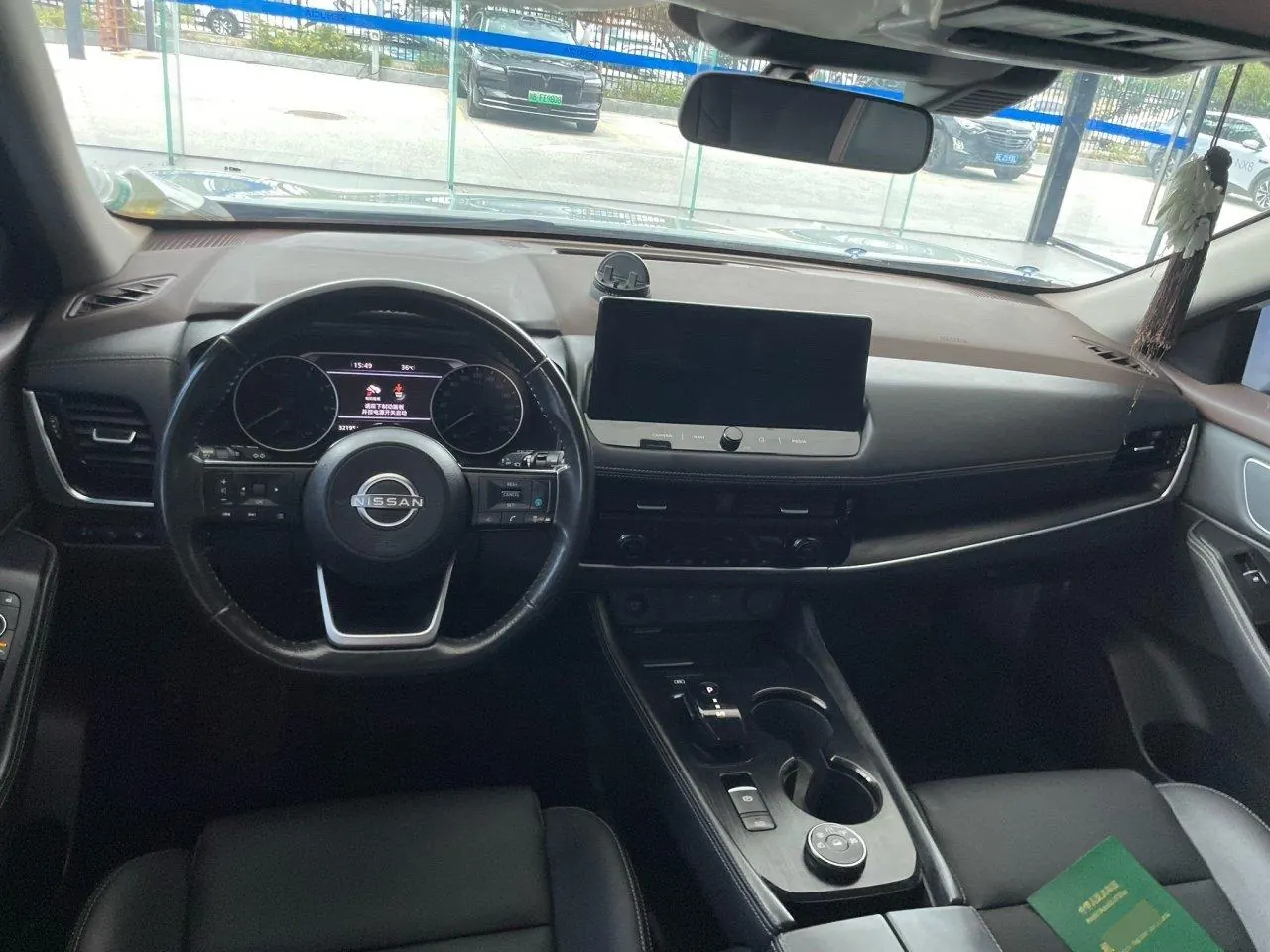 Nissan 2023 Qijun e-POWER 1.5 Super Mixed Dual Motor Four-wheel Drive Deluxe Automatic Gear 2