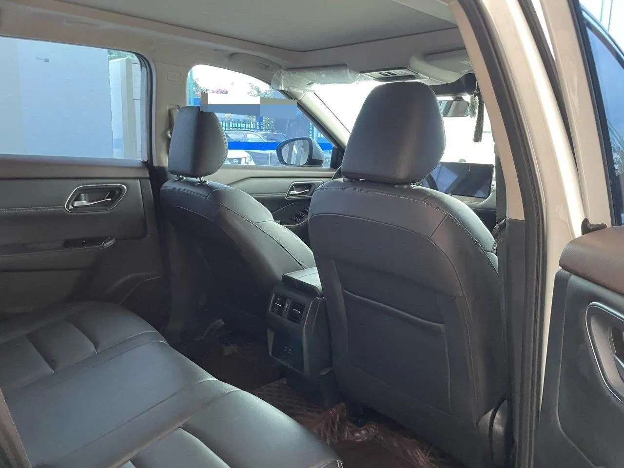 Nissan 2023 Qijun e-POWER 1.5 Super Mixed Dual Motor Four-wheel Drive Deluxe Automatic Gear 4