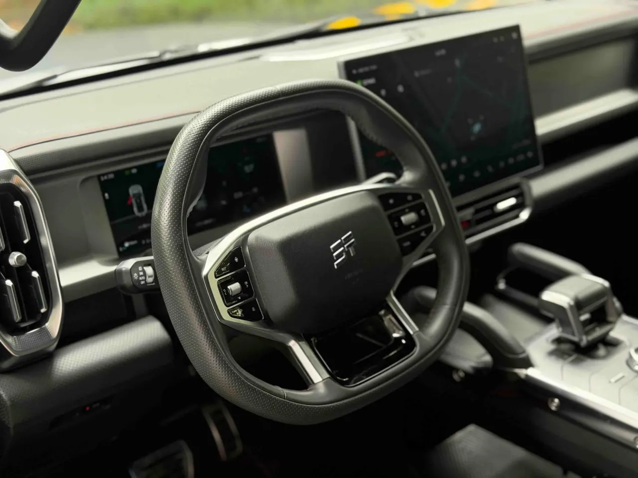 Jetour 2023 Traveler 2.0T 4WD Crossing PRO Automatic Gear 3