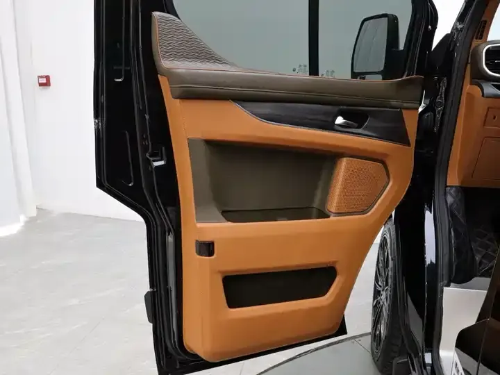 Quanshun 2023 2.0T Diesel Automatic Multifunctional Commercial Vehicle Short Shaft Low Top 5/6 Seat 10