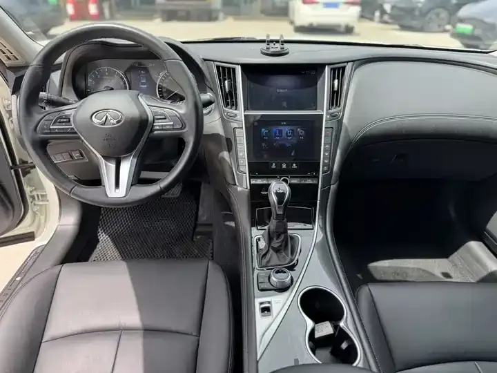 Infiniti Q50L 2022 2.0T Comfort Edition 7
