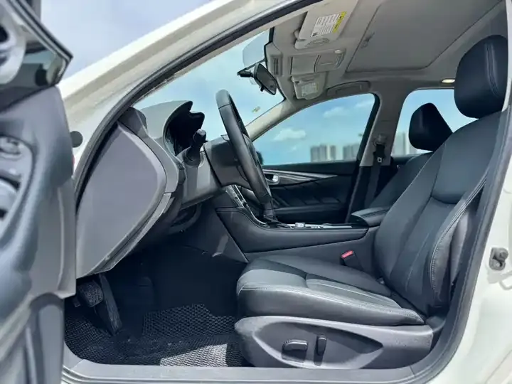 Infiniti Q50L 2022 2.0T Comfort Edition 8