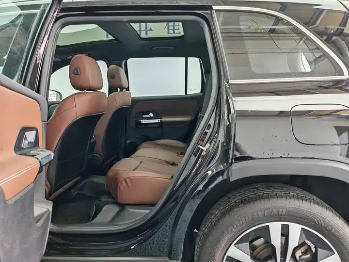 Mercedes Benz GLB 2024 GLB 200 Dynamic 12