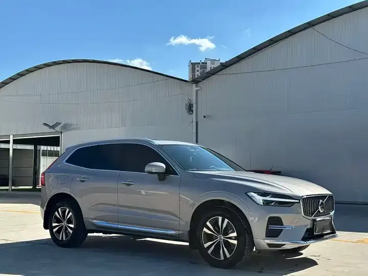 Volvo XC60 2024 B5 4-wheel-drive Zhiyi Deluxe Edition 3