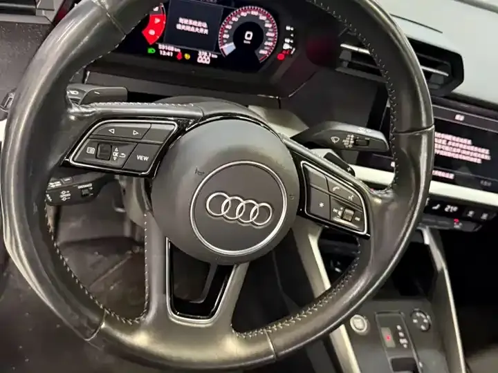 Audi A3 2023 A3L Limousine 35 TFSI Fashion Sport 5