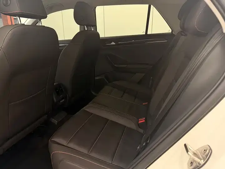 T-ROC Tange 2021 280TSI DSG Two-Drive Deluxe Zhilian Edition 8