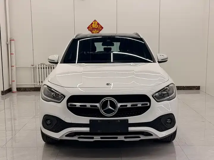 Mercedes Benz GLA 2022 to GLA 180 2