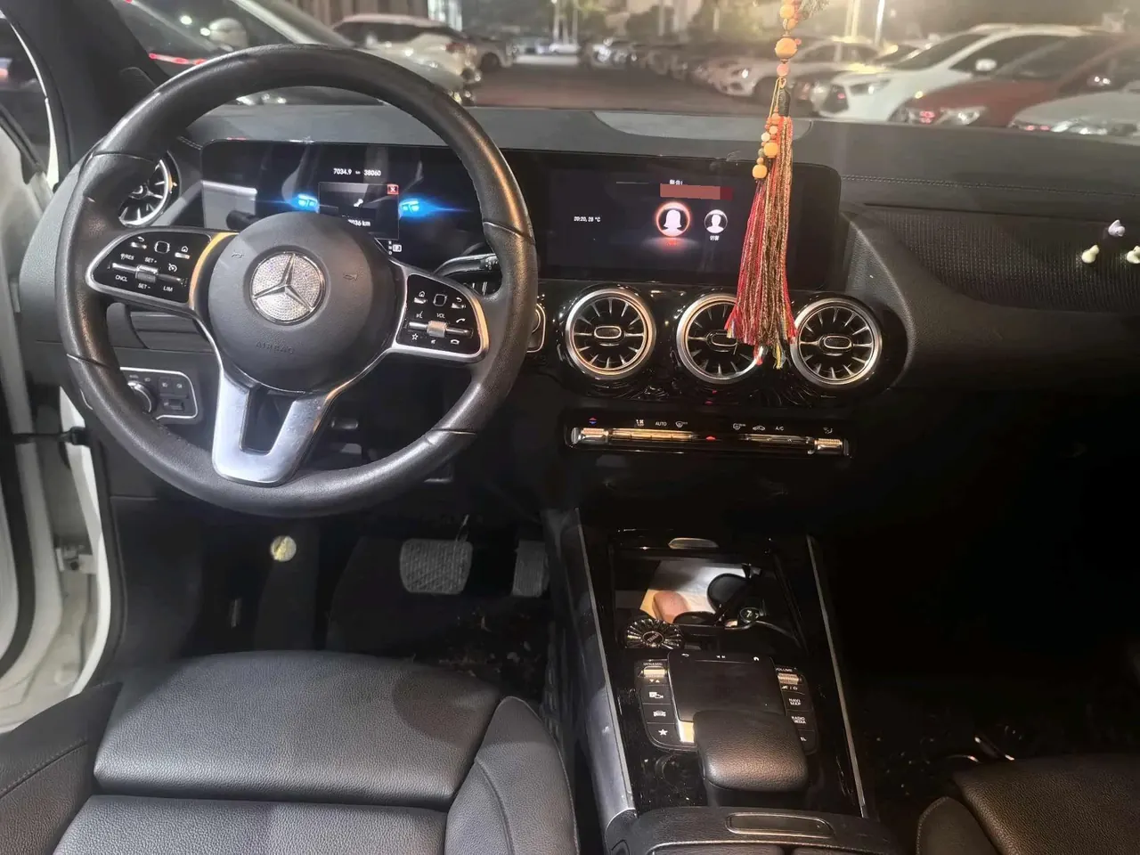 Mercedes Benz 2022 GLA 200 1.3T (modified) automatic gear 6