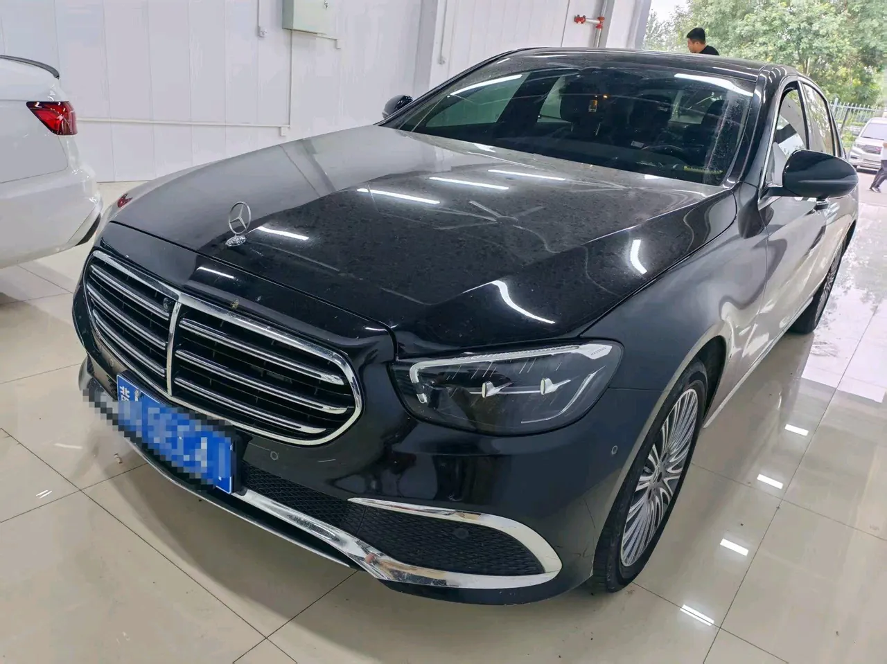 Mercedes Benz E-Class 2023 E 300 L 2.0T Fashion Automatic Gear - View 1