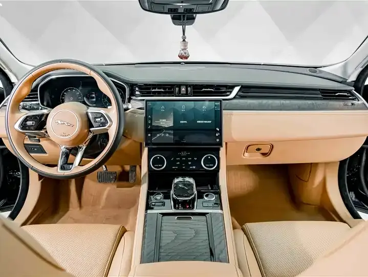 Jaguar XFL 2024 model, 2.0T P250, two-wheel-drive Prestige Luxury Edition 12