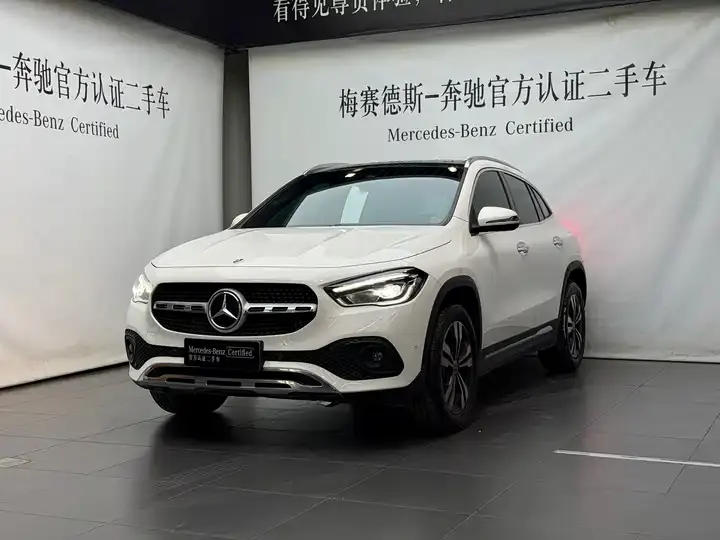 Mercedes Benz GLA 2022 GLA 200 - View 1