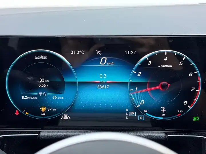Mercedes Benz GLA 2022 GLA 200 4
