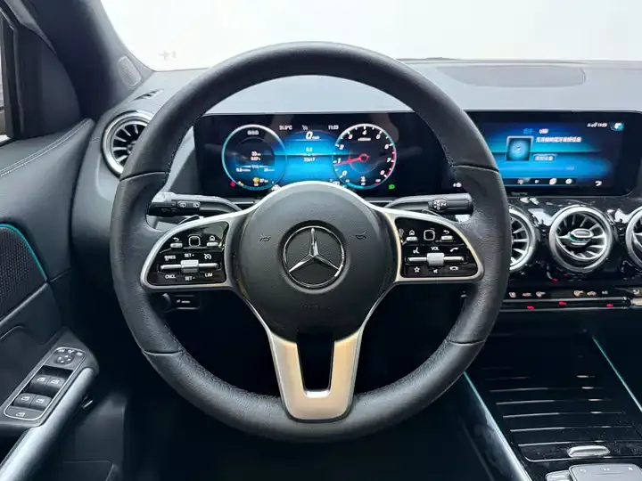 Mercedes Benz GLA 2022 GLA 200 6